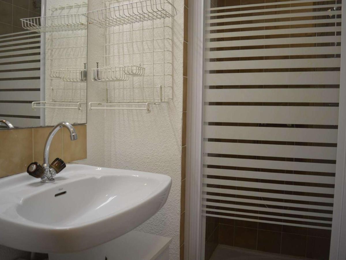 Studio Cabine A St-Raphael Avec Terrasse Et Parking, A 100M De La Plage - Fr-1-226A-23 Saint-Raphaël Zewnętrze zdjęcie