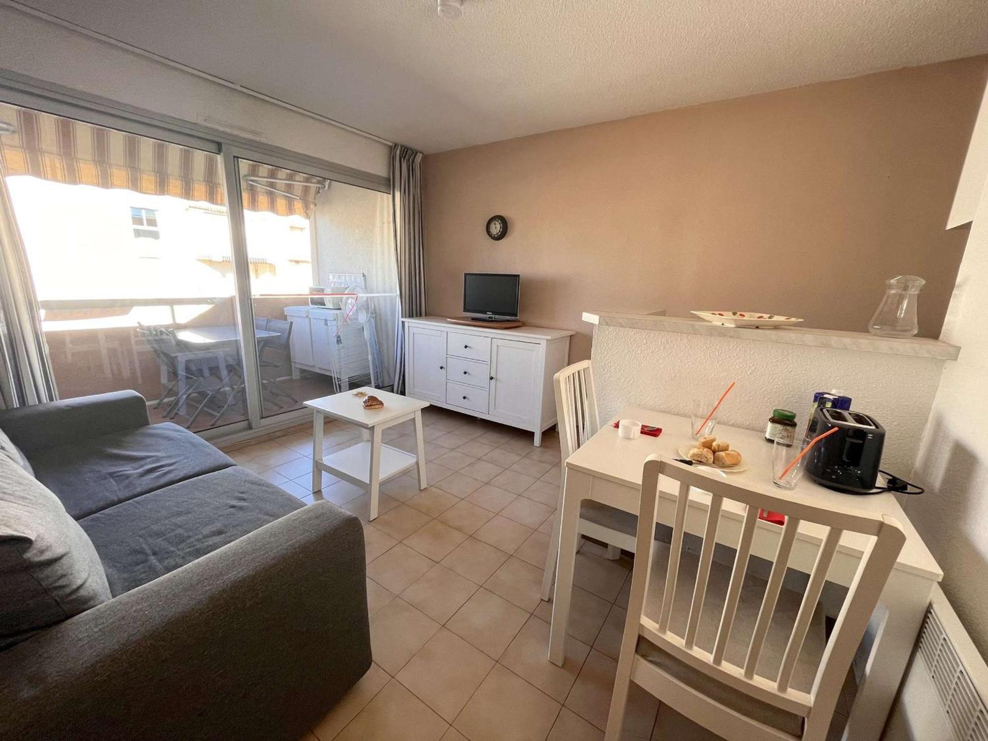 Studio Cabine A St-Raphael Avec Terrasse Et Parking, A 100M De La Plage - Fr-1-226A-23 Saint-Raphaël Zewnętrze zdjęcie