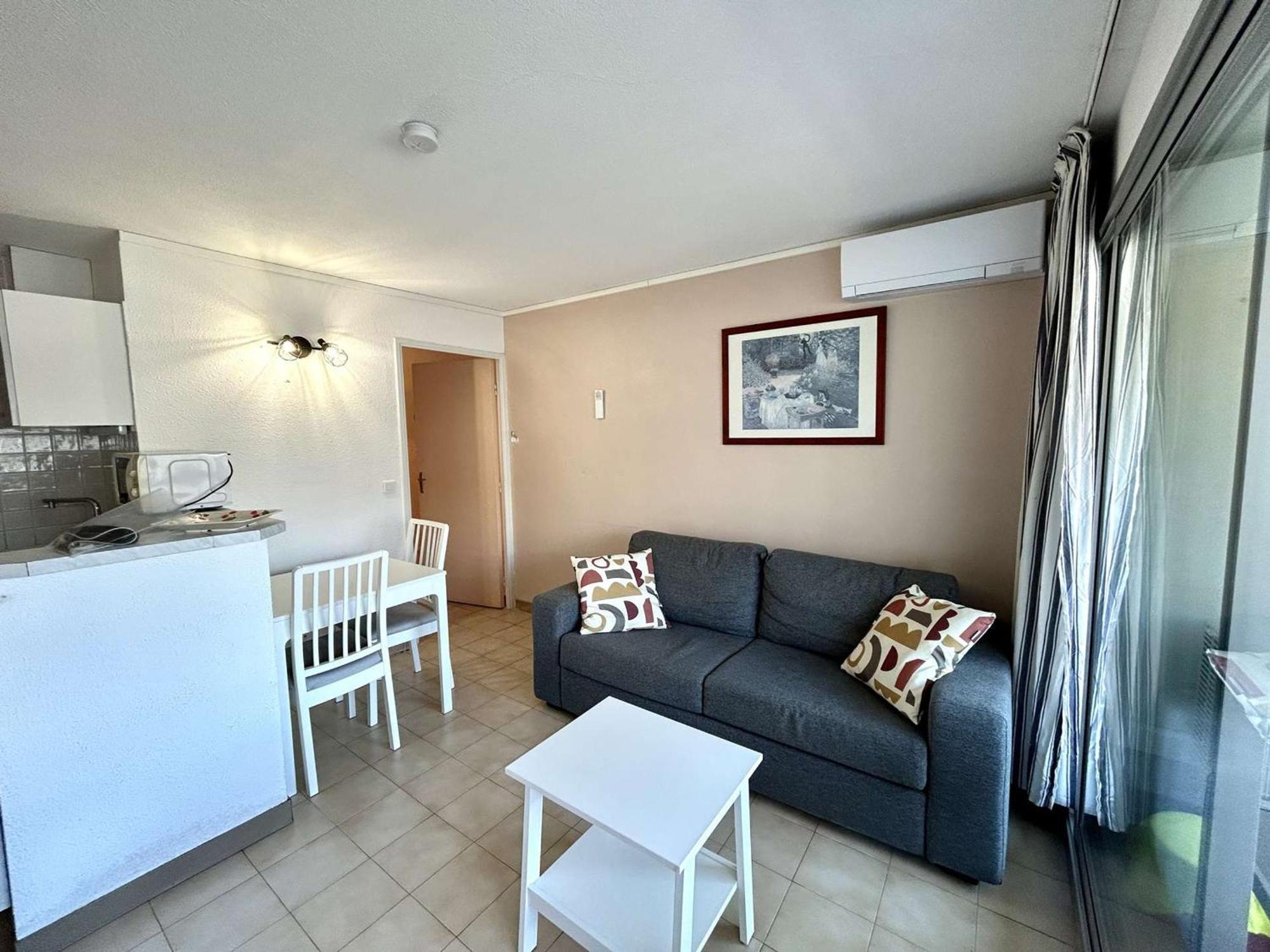 Studio Cabine A St-Raphael Avec Terrasse Et Parking, A 100M De La Plage - Fr-1-226A-23 Saint-Raphaël Zewnętrze zdjęcie